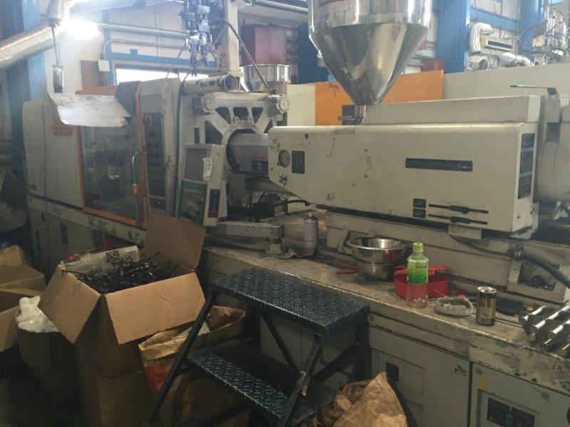 成形機【2502036】川口製KM-140B2買取