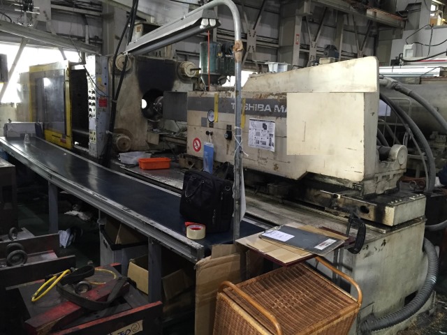 成形機【2501065】東芝製450トン成形機IS450-FA2買取