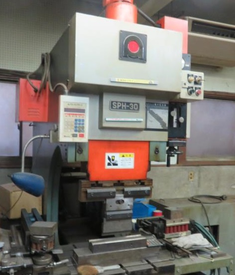 プレスブレーキアマダ　ＳＰＨ－３０　 買取