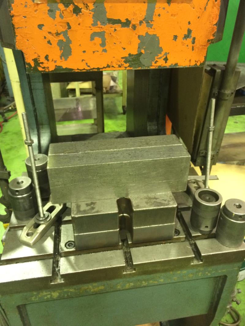 ベンダー【2411040】アマダ製ベンダーSPH30-C　 1978年買取