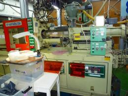 成形機買取【2211050】ハヤブサ鉄工所製　HP-75-07C3　年式:1990年製