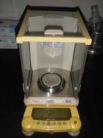 電子天秤買取【2301067】島津製作所製　AUW220D　年式:不明　電子天秤買取  中古機械買取