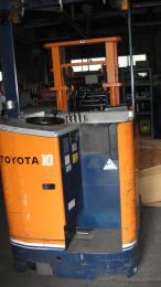 フォークリフト【20058244】トヨタ製1tフォークリフト　5FBR10　買取
