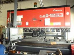 板金機械【20058222】板金機械アマダ製プレスブレーキ機械　FBD1253MH　買取