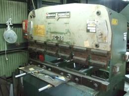 ベンダー【2010007】アマダ製中古板金機械　ベンダー　RG25　1970年買取