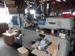 成形機【2011034】東洋機械金属㈱製中古射出成形機TN-130/D-2　1990年製買取