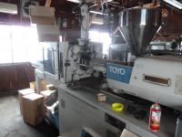 射出成形機【2011034】東洋機械金属㈱製中古射出成形機Ti-80　1993年製買取