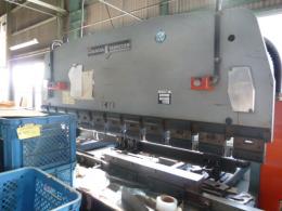 ベンダー【2011028】アマダ製中古板金機械ベンダーRG80　1984年製買取