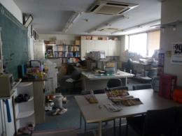 産業廃棄物収集運搬【2011114】事務所等の事務用品事務什器類残存物や廃棄物引取撤去工事