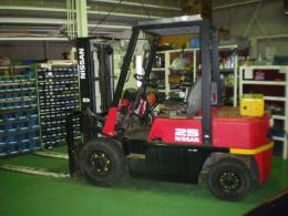 フォークリフト【2006030】日産製中古フォークリフト2.5t　PJ02型買取