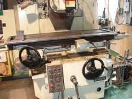 フライス盤【29121401】新潟製中古万能フライス盤3UMA型1986年製 買取