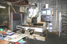 NCフライス盤【2002021】大隈豊和製中古NCフライス盤4VNC　1984年製買取