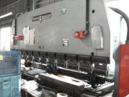 ベンダー【2011028】アマダ製中古鍛圧機械ベンダーNC-9E型1984年製買取