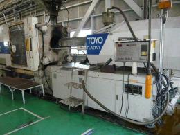 プラスチック成形機【2001018】東洋機械金属製中古プラスチック射出成形機TM-450G2型