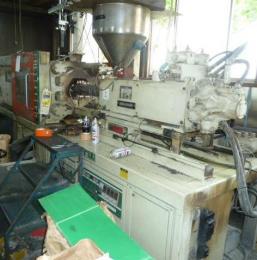 成形機【2206009】ハヤブサ鉄工所140t成形機　買取