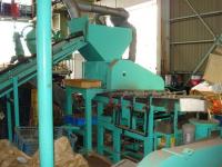 粉砕機、破砕機【2008048】大阪製中古ナゲット粉砕機TSGMR-30W 2006年製買取