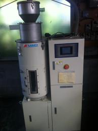 その他機器及び付帯品【2110027】カワタ製中古樹脂除湿乾燥機DRA-30ZLA