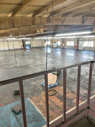 工場明け渡し作業です