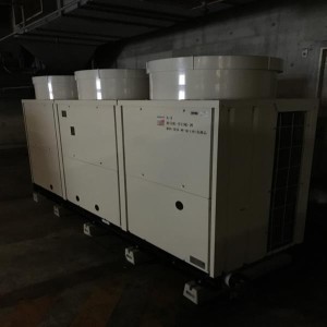 1．冷凍機KX-NM30AMVP 2015年 (2)